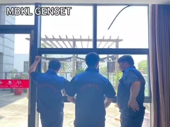 استخدام المصانع الصوتية 68 كيلوواط 85 كيلوواط مولدات فولفو الديزل نوع هادئ