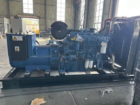 سعر جيد 500KW/625KVA Yuchai Engine Open Type Diesel Generator Set Power Generator الانترنت