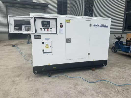 مجموعة مولدات الديزل الصامتة Yuchai 50KW/62.5KVA - ضوضاء منخفضة وكفاءة عالية